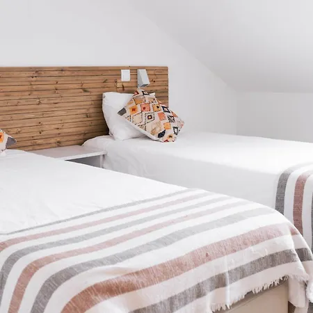 Hostel Surfhouse Ferrel (Leiria)
