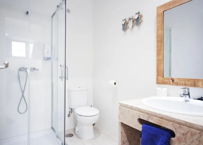 Surfhouse אכסניה