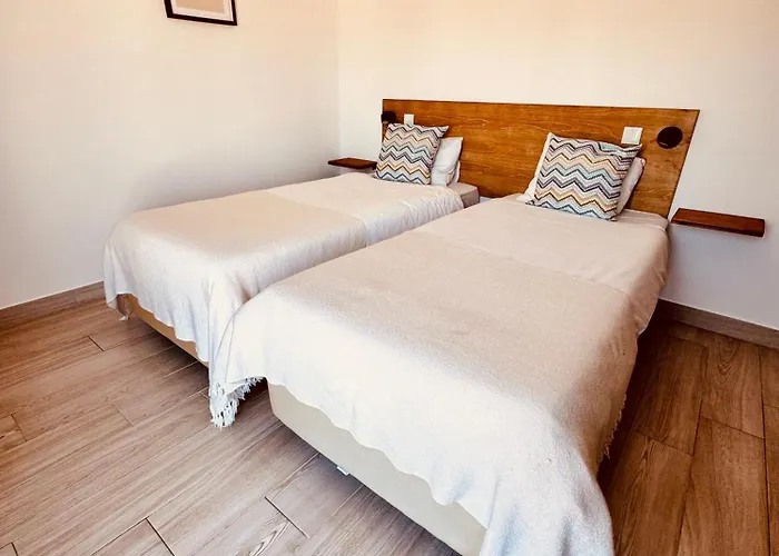 אכסניה Surfhouse